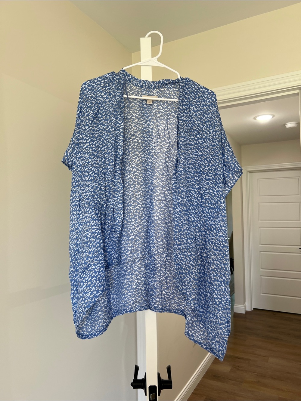 LOFT Blue and White Floral Open Cardigan